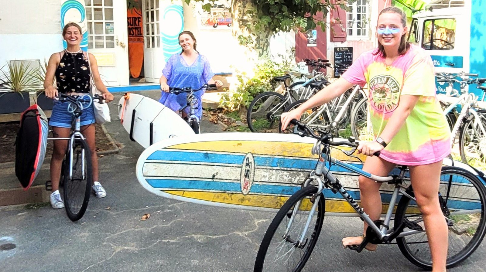 Ready To Go Surfing !